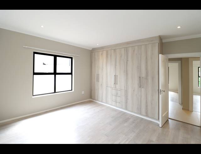 4 BEDROOM HOUSE FOR SALE IN NORWOOD